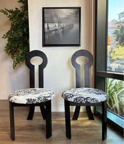 Set of 2 Modern Black Statement Dining Chairs