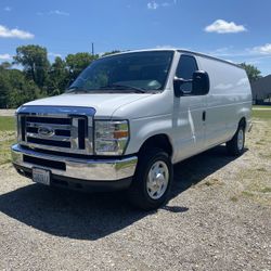 2013 Ford E-150