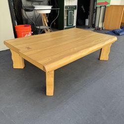 Japanese Kotatsu Table Coffee Table with Adjustable Legs and Futon Comforter Very Good Condition 