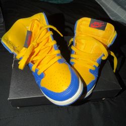 Nike High-Top Sneakers Yellow and Blue