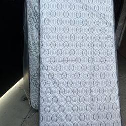 Twin  size  mattress special sale price