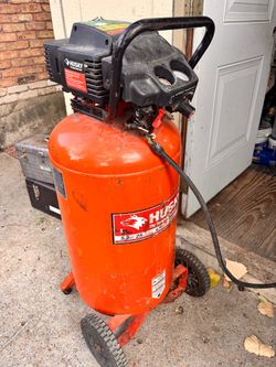 Husky 25 gallon air compressor