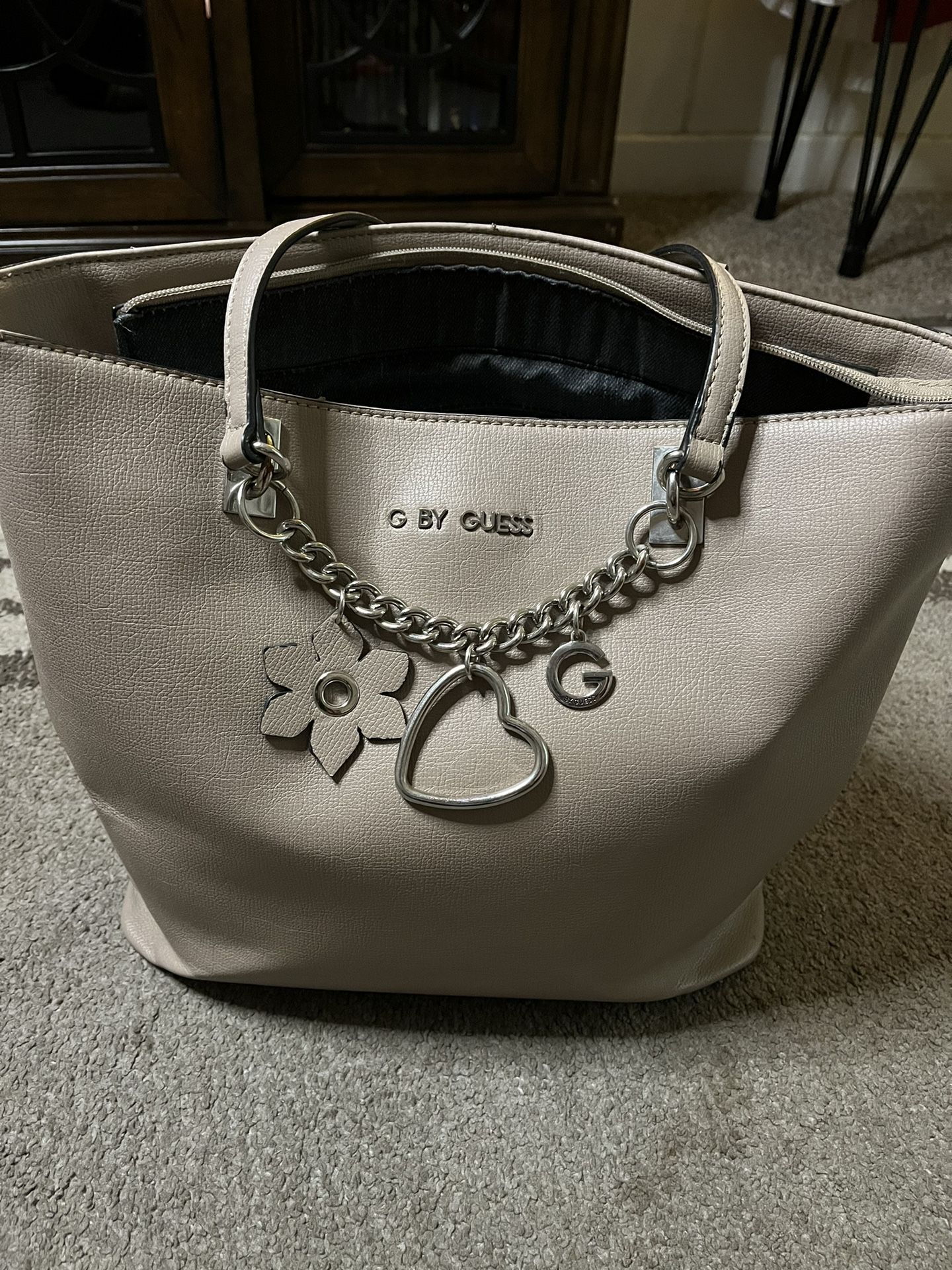 G By Guess