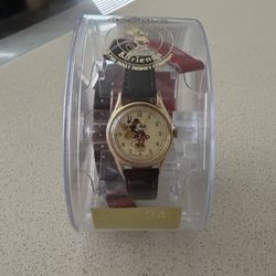 Vintage Lorus Minnie Mouse Watch V(contact info removed) NOS Full Set 2 Straps Box Papers 90s