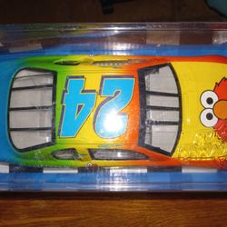 Jeff Gordon Elmo Car