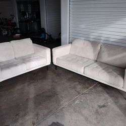 2 Piece Sofa And Love Seat. Great Deal