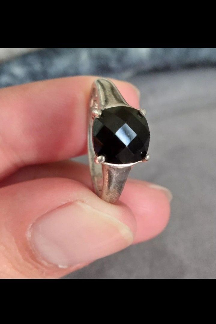 Black Onyx Sterling Silver Ring (925, Sz: 8)