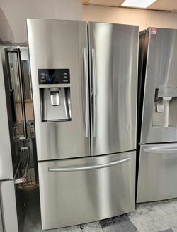 Samsung French Door Fridge – Stainless, Ice/Water Dispenser