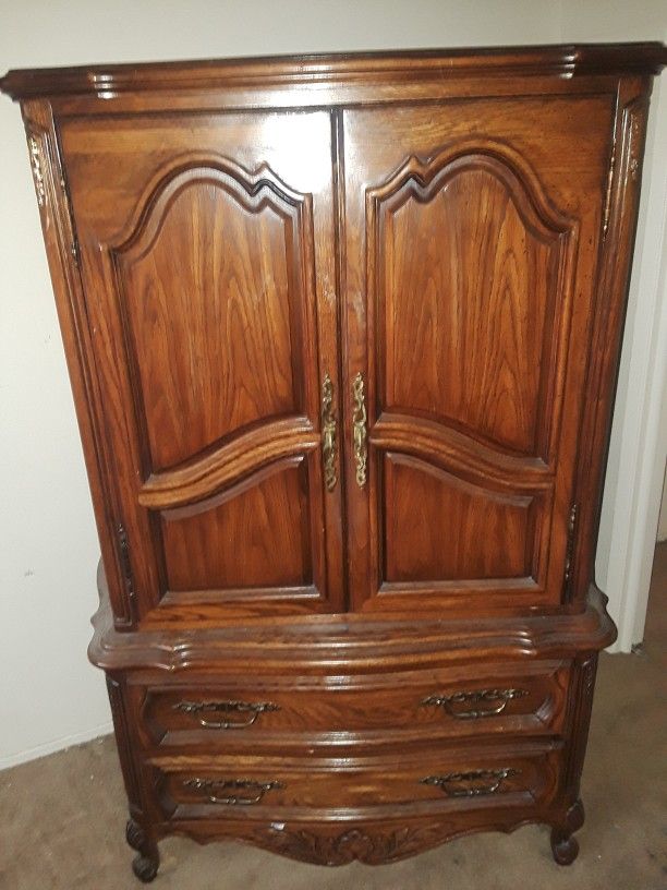 Antique style Armoire