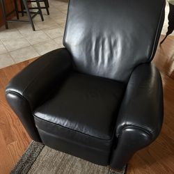 Black Chair 