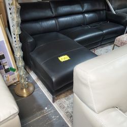 Leather Sectional With Power Recliner 650.00