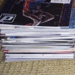 BASEBALL BASKETBALL FOOTBALL CARDS MIXED 