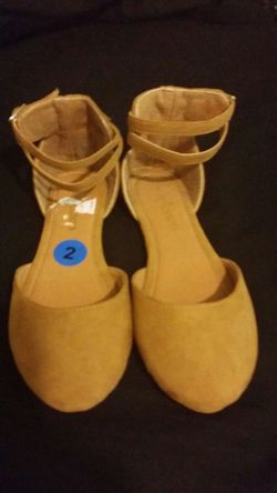 Girls dress shoes/flats
