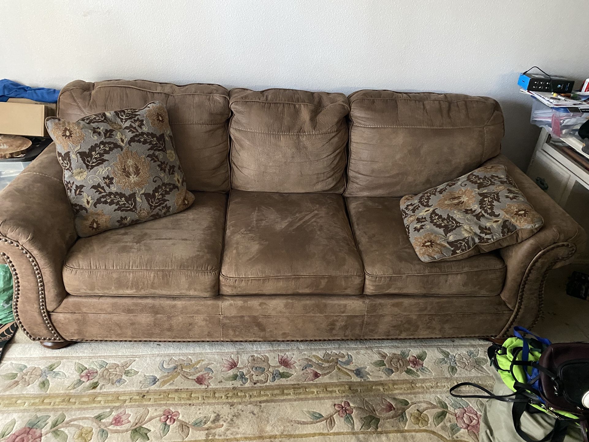 Sofa hide a Bed