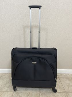 Samsonite Spinner Garment Suitcase