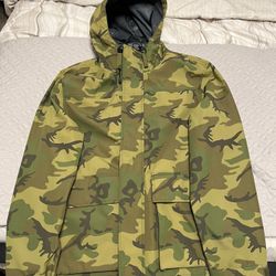 Stylish (New) J. Crew Camo Waterproof Raincoat Size Large