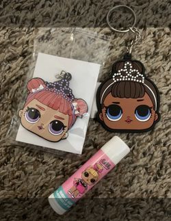 lol surprise dolls keychain & lipstick set