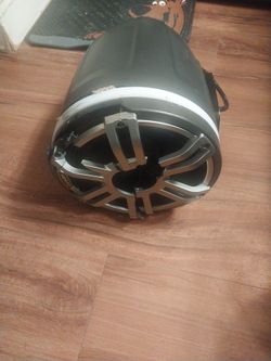 Hertz HTX 8H Marine Wake Board Tower Speaker.