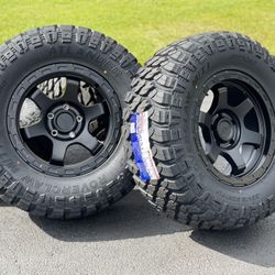 Set of 5 NEW 33” Jeep Wrangler Wheels Tires MT JL Black rims 5x127 Gladiator JK Sahara Rubicon