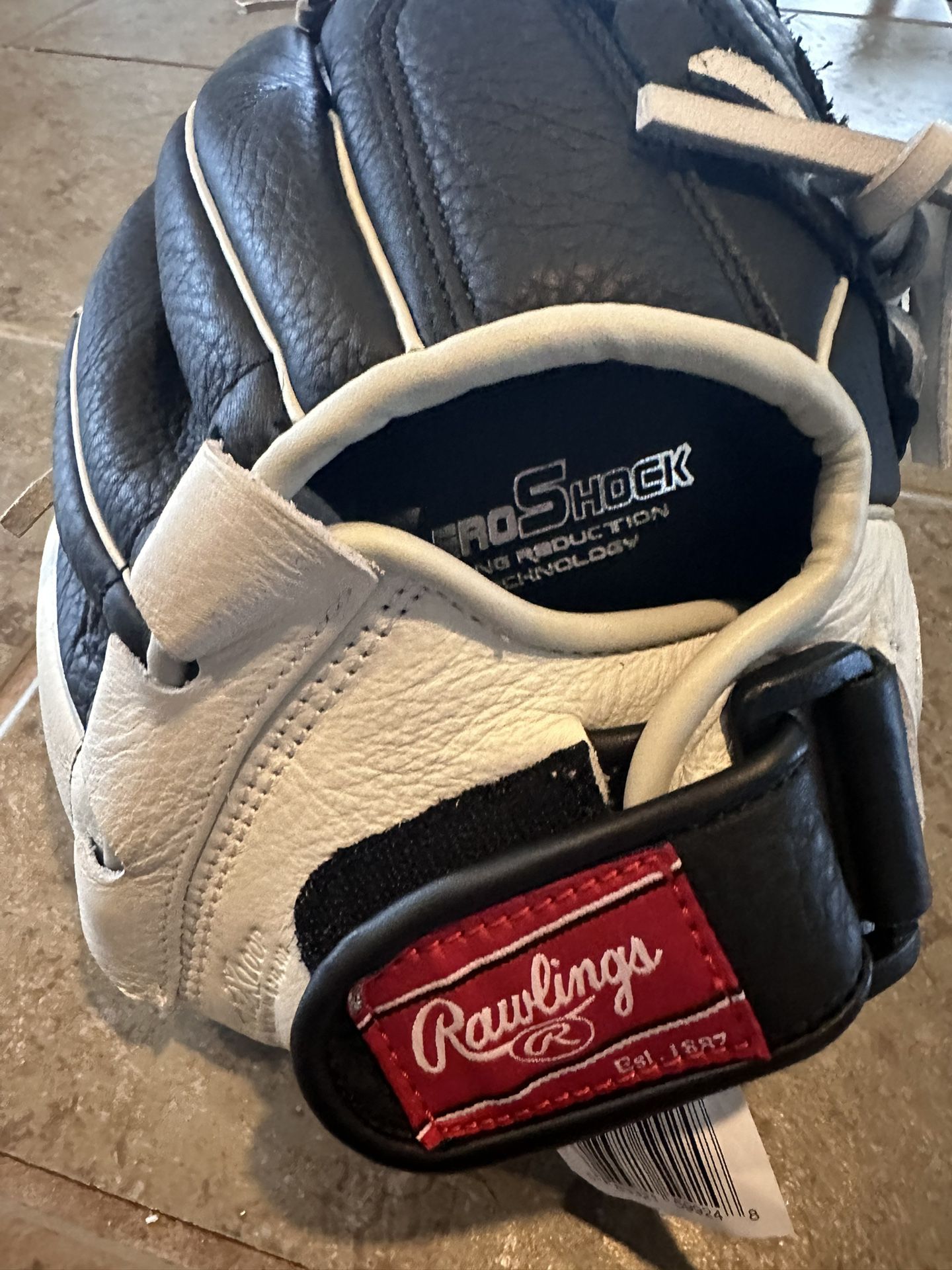 Rawlings Left Hand Glove 12.5 In