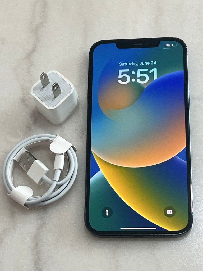 iPhone 12 Pro Max , Factory Unlocked, Excellent Condition Like New