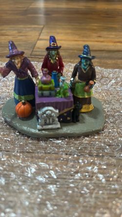 Halloween Witch Figurine Set with Cauldron