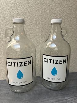 2 Citizen Water Co. Glass Jugs, 1/2 Gallon