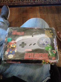 Super Nintendo SNES Controller in Box original factory seal