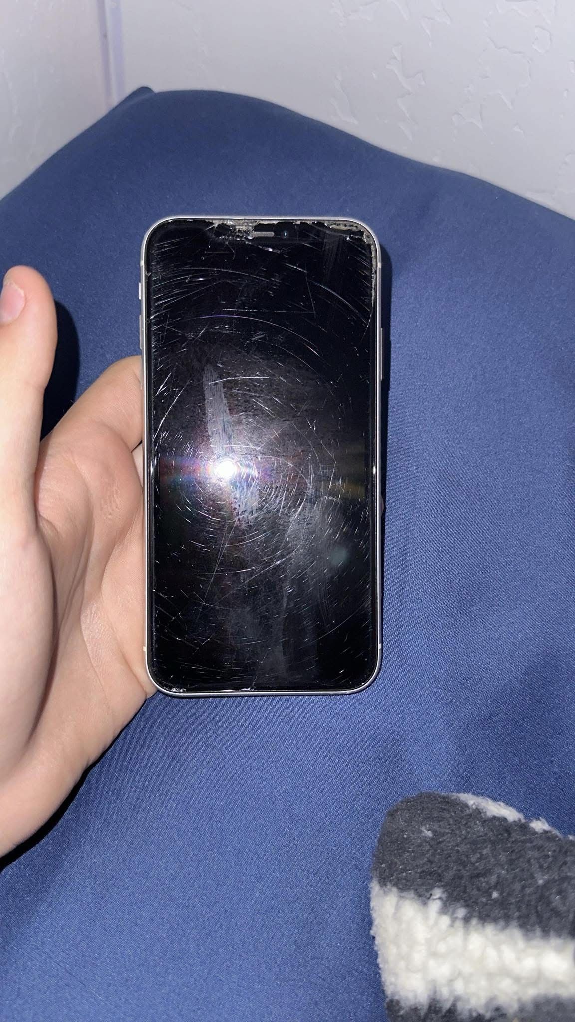 White iPhone 11