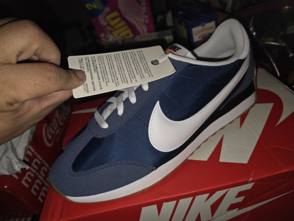 Nike Pacific Mens Size 12