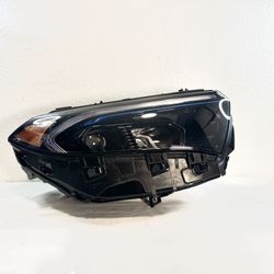 2022 - 2024 MERCEDES BENZ EQB250 RH PASSENGER SIDE HEADLIGHT OEM