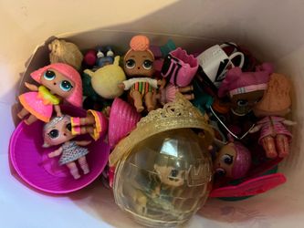 LOL Dolls & Camper