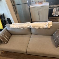 Couch (MOVE OUT SPECIAL)