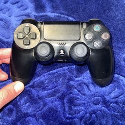 PS4 Controller 