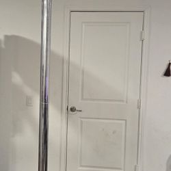 Static Dancing Pole