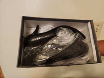Black heels/ croc  skin texture