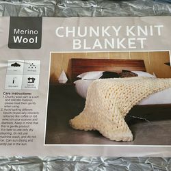 Chunky Knit Blanket 100% Merino Wool New 
