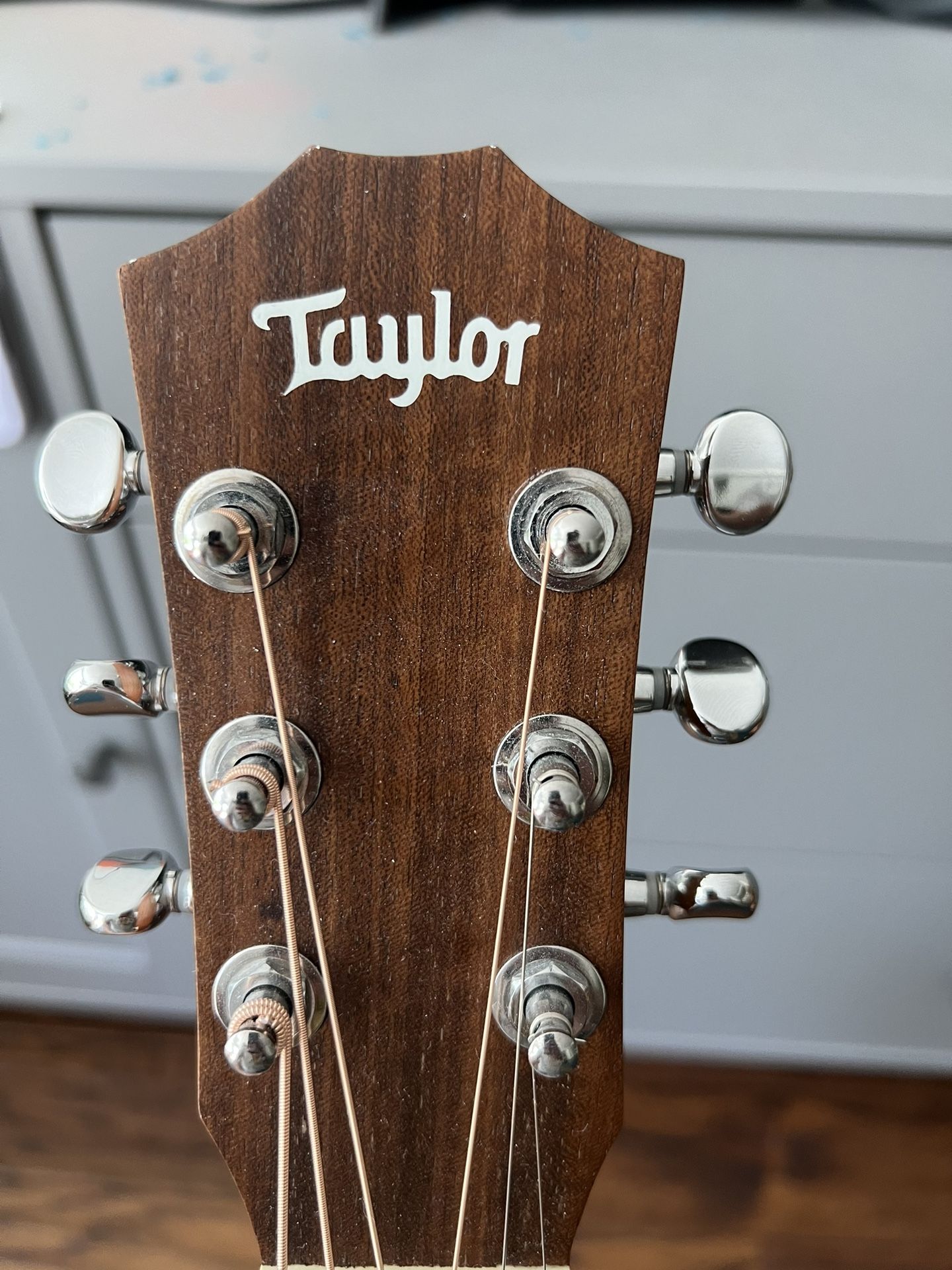taylor guitar baby mahogany BT2 acoustic - PENDING PICKUP