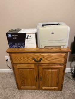HP LaserJet Printer and Stand