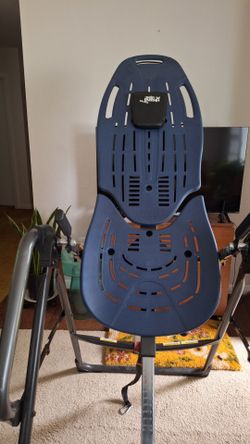Inversion table