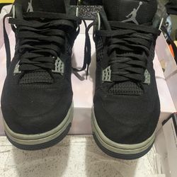 Jordan 4 Black Camvas Size 10.5 50/60 Use