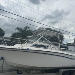 1990 Grady White 22 Ft