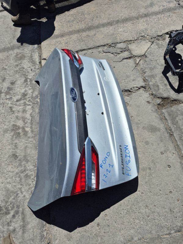 Ford Fusion Trunk Tail Light Oem