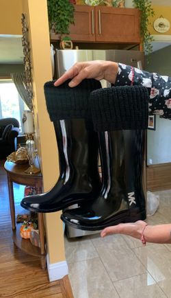 Raining boots MK SIZE 7