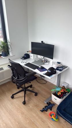 Standing work desk - great condition!
