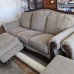 Sofa, Chair And 2 Ottomans 