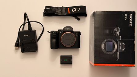 Sony A7III Full-frame Interchangeable Lens Camera
