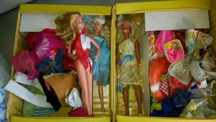 VINTAGE BARBIES, THEIR CLOTHING CASE & CLOTHES