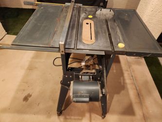 Sears Craftsman 113 10" Table Saw.  Good condition.