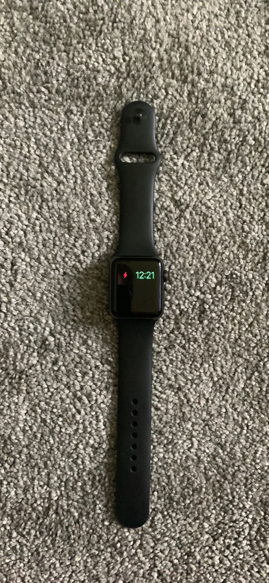 Apple Watch Series 3 With Charger (GPS 38mm)